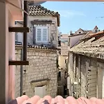 Mala Porta Maison d'hôtes *